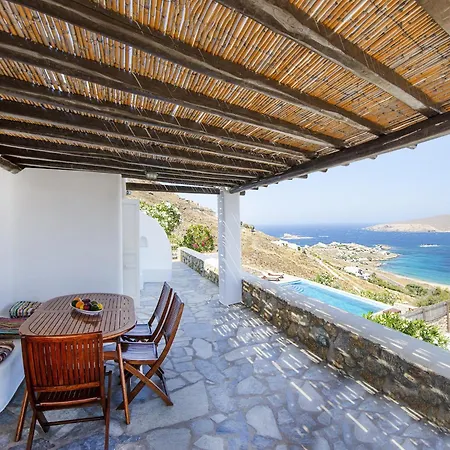 In Mykonos Near Agios Sostis 别墅