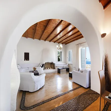 In Mykonos Near Agios Sostis Villa *