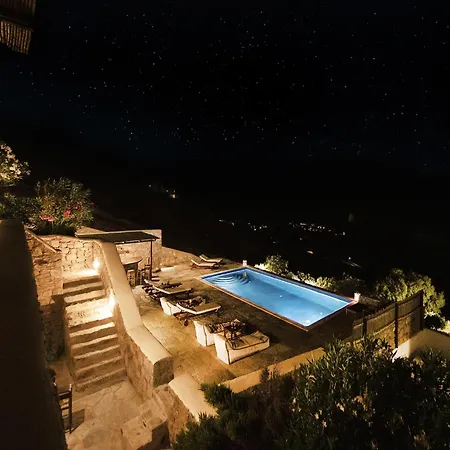 In Mykonos Near Agios Sostis Вилла Agios Sostis (Mykonos)